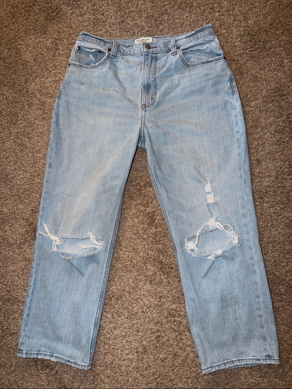 Abercrombie & Fitch The Ankle Straight Ultra High Rise size 28/6S